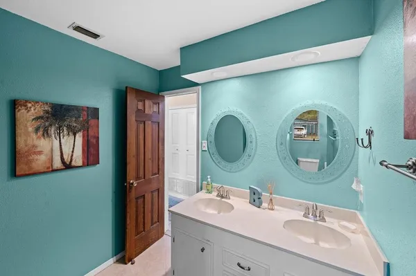 $885,000 | 19418 Cr 4125 Lindale Tx 75771, Lindale, TX 75771