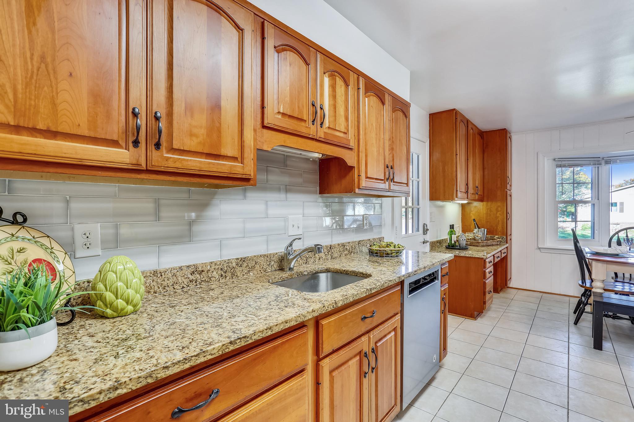 18 Keystone Drive Gaithersburg, MD 20878 - Photo 10 of 76