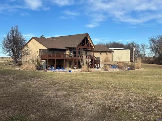 $1,200,000 | 1975 West 181st Street, Scranton, KS 66537