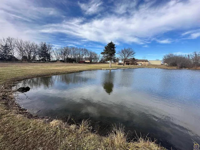$1,200,000 | 1975 West 181st Street, Scranton, KS 66537