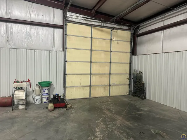 $1,200,000 | 1975 West 181st Street, Scranton, KS 66537