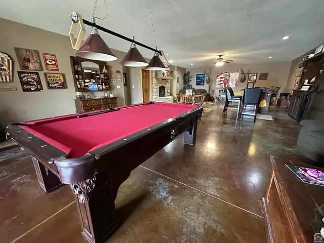 $1,200,000 | 1975 West 181st Street, Scranton, KS 66537