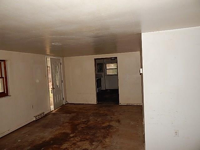 657 Sandy Hill Road Valencia, PA 16059 - Photo 2 of 24 Gallery Image 2