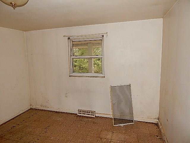 657 Sandy Hill Road Valencia, PA 16059 - Photo 15 of 24 Gallery Image 15