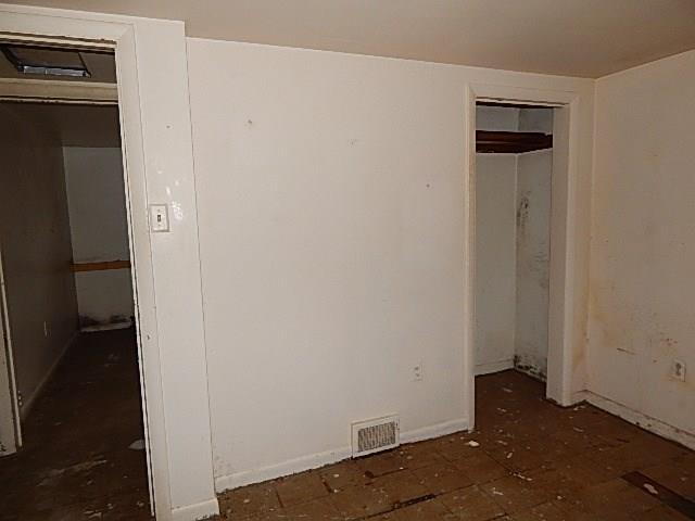657 Sandy Hill Road Valencia, PA 16059 - Photo 6 of 24 Gallery Image 6
