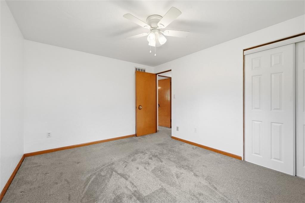 4930 Gardenville Road Pittsburgh, PA 15236 - Photo 30 of 47