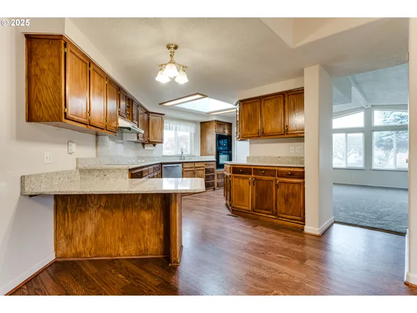 $385,000 | 5320 Burke Street, Eugene, OR 97402