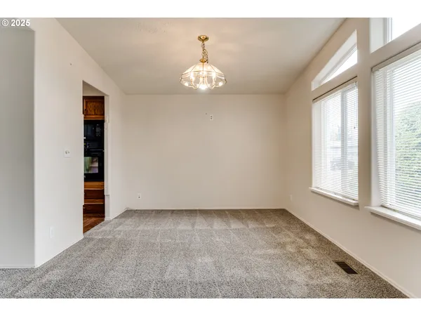 $385,000 | 5320 Burke Street, Eugene, OR 97402