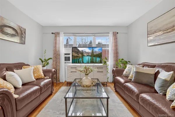 $419,000 | 23 Fieldstone Drive, Unit 169, Hartsdale, NY 10530