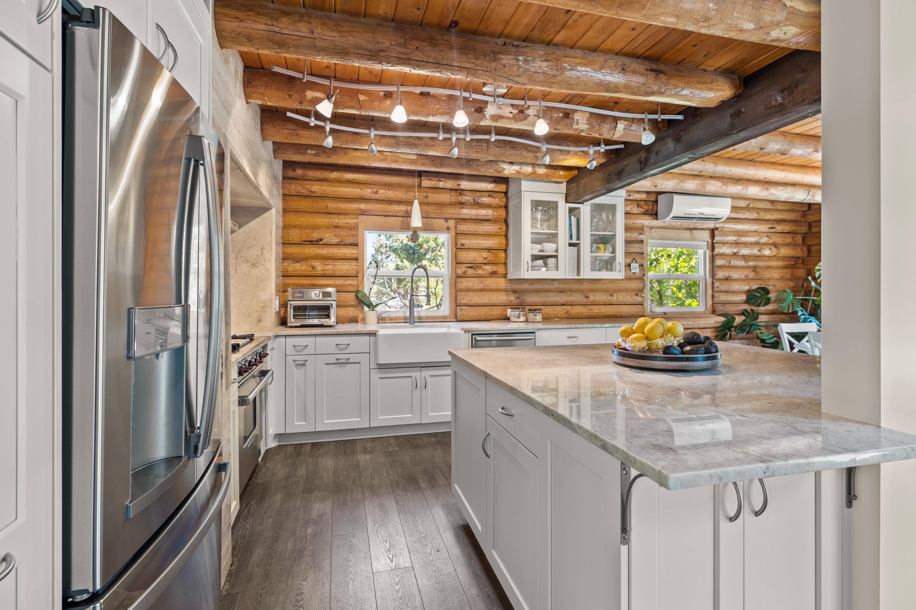 18460 Couch Market Road Bend, OR 97703 - Photo 9 of 51 RileyVisuals-107