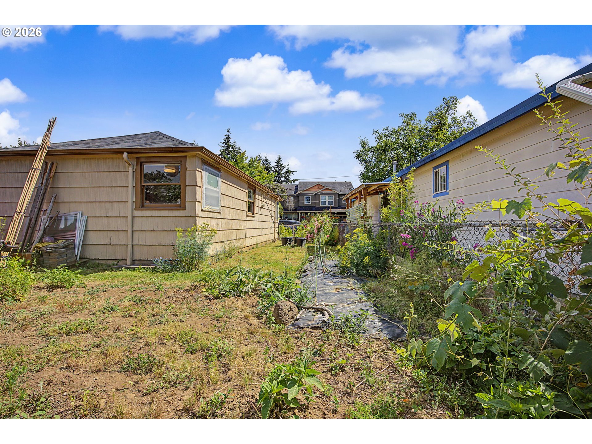 7441 Southeast Rural Street Portland, OR 97206 - Photo 40 of 47 Yard