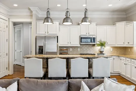 $795,000 | 1015 Westhaven Boulevard, Unit 210, Franklin, TN 37064