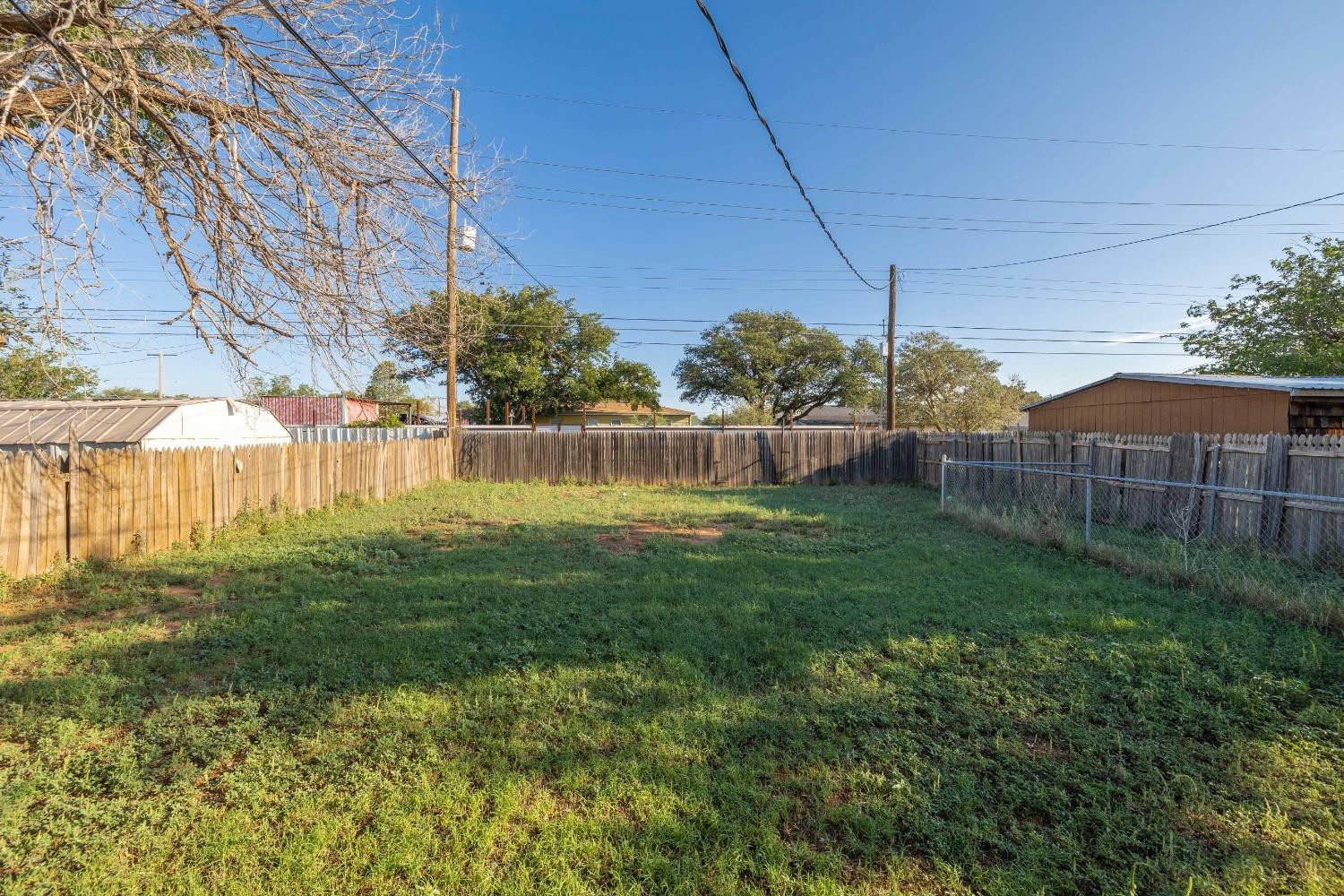 516 7th Street Wolfforth, TX 79382 - Photo 16 of 19 a view of a backyard