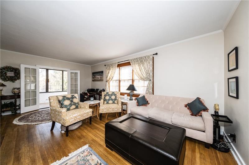 210 Arden Road Pittsburgh, PA 15216 - Photo 12 of 25 Gallery Image 12