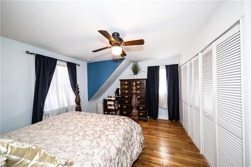 210 Arden Road Pittsburgh, PA 15216 - Photo 18 of 25 Gallery Image 18