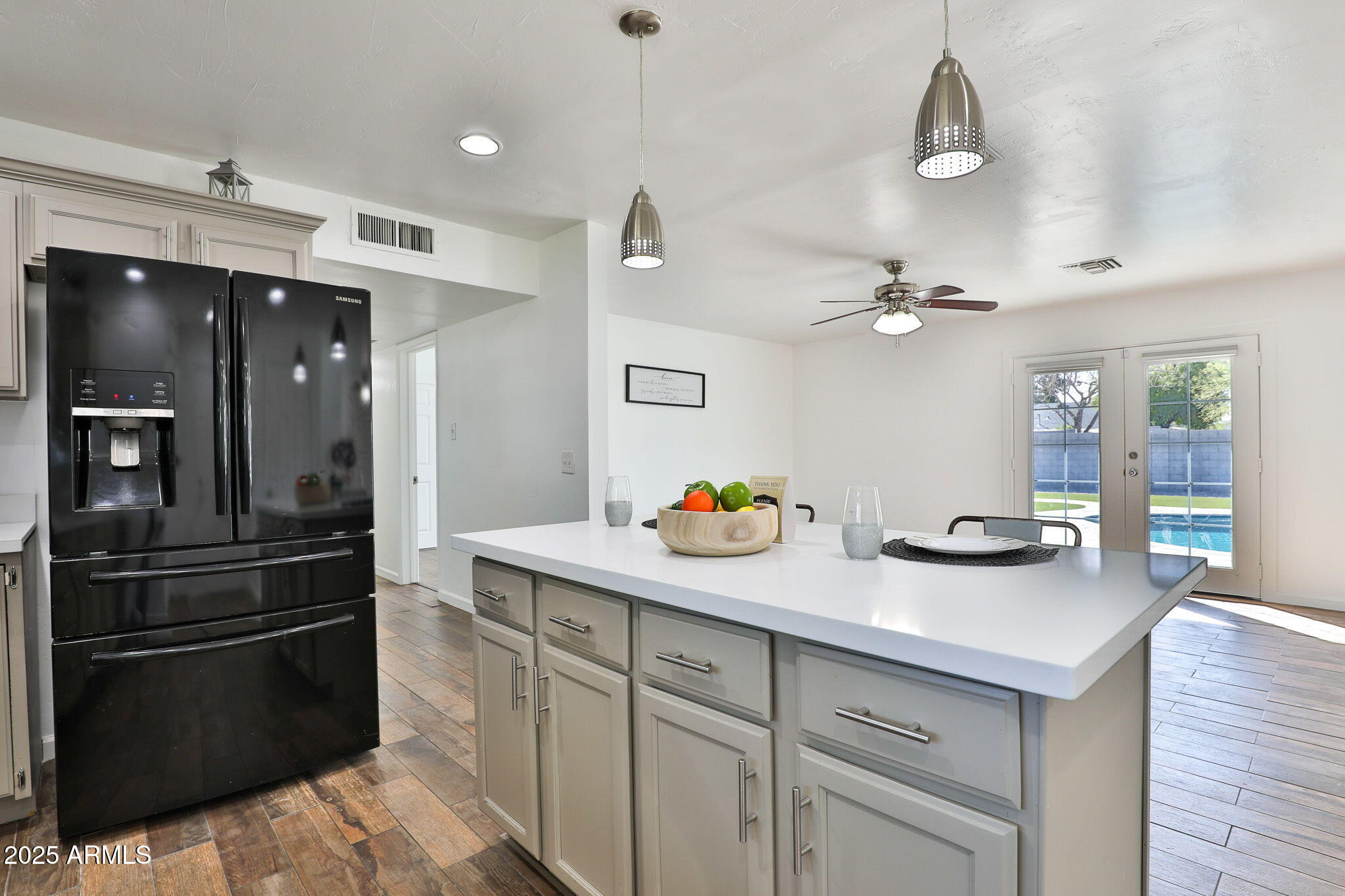811 West Northern Avenue Phoenix, AZ 85021 - Photo 9 of 62 20-web-or-mls-IMG_0023