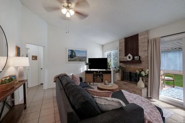 $1,450 | 12114 Stoney Bend Street, San Antonio, TX 78247