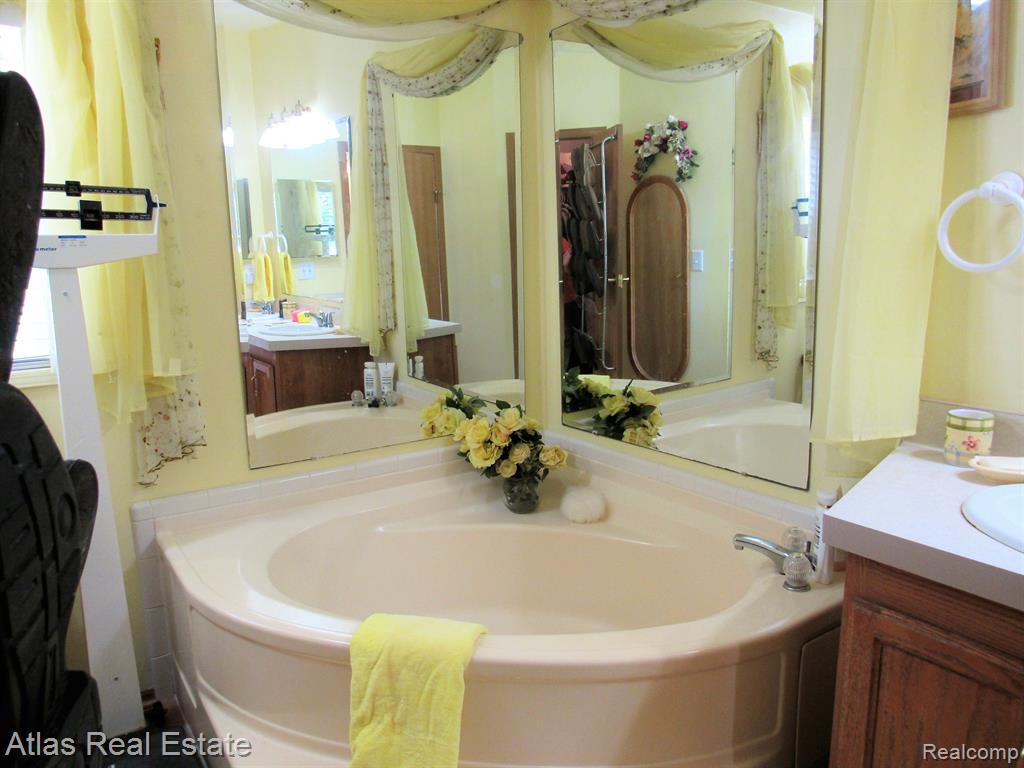 78 West Barnes Road Fostoria, MI 48435 - Photo 14 of 46