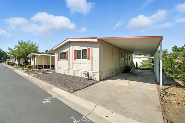 $72,500 | 3006 Joyce Drive, Unit 300, Anderson, CA 96007