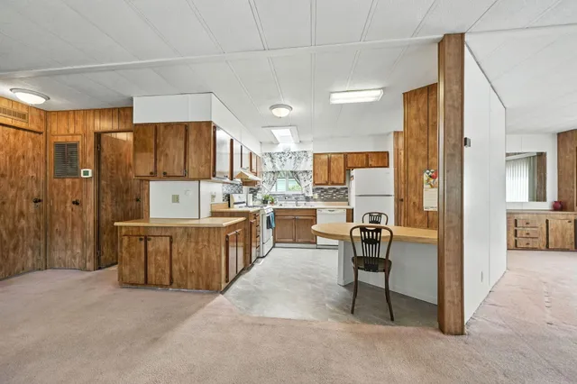 $72,500 | 3006 Joyce Drive, Unit 300, Anderson, CA 96007