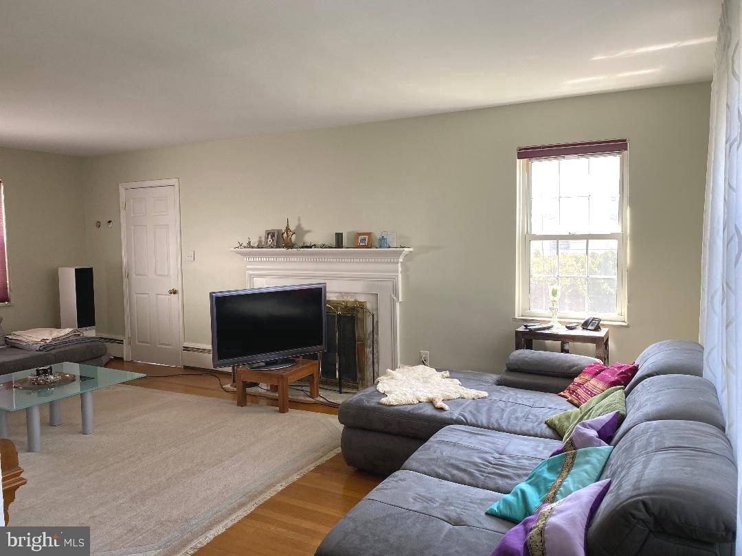 8 Carl Road Wilmington, DE 19803 - Photo 7 of 26 Gallery Image 7