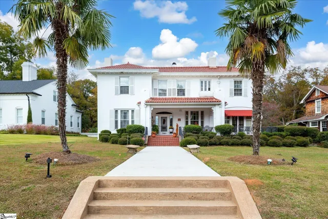 $649,000 | 780 West Main Street, Laurens, SC 29360