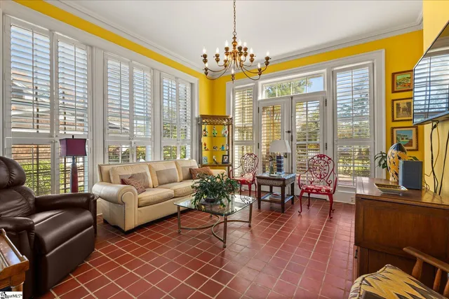 $649,000 | 780 West Main Street, Laurens, SC 29360