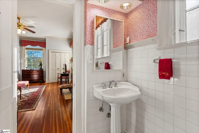 $649,000 | 780 West Main Street, Laurens, SC 29360