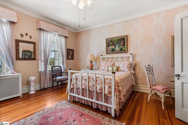 $649,000 | 780 West Main Street, Laurens, SC 29360