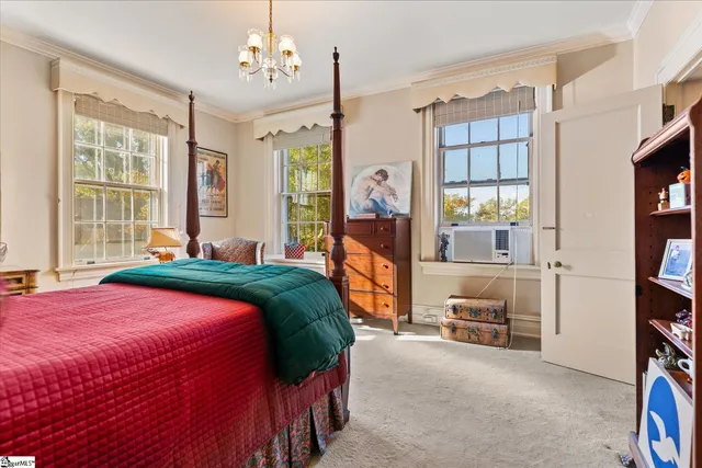 $649,000 | 780 West Main Street, Laurens, SC 29360