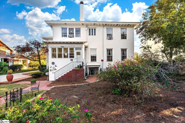 $649,000 | 780 West Main Street, Laurens, SC 29360