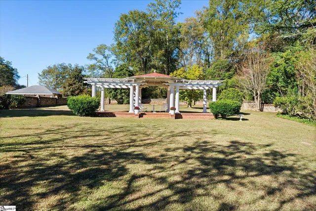 $649,000 | 780 West Main Street, Laurens, SC 29360