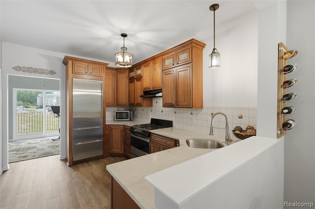 2138 Knotty Pine Trail Howell, MI 48855 - Photo 13 of 39