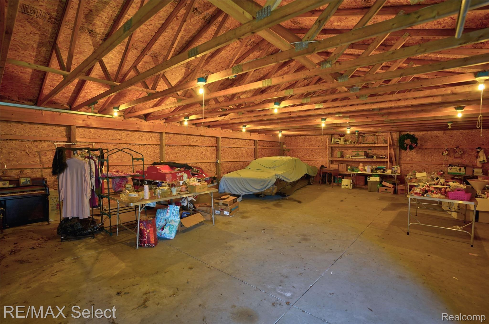 6175 Lucas Road Flint, MI 48506 - Photo 13 of 38 6175 Lucas Road 13.jpg