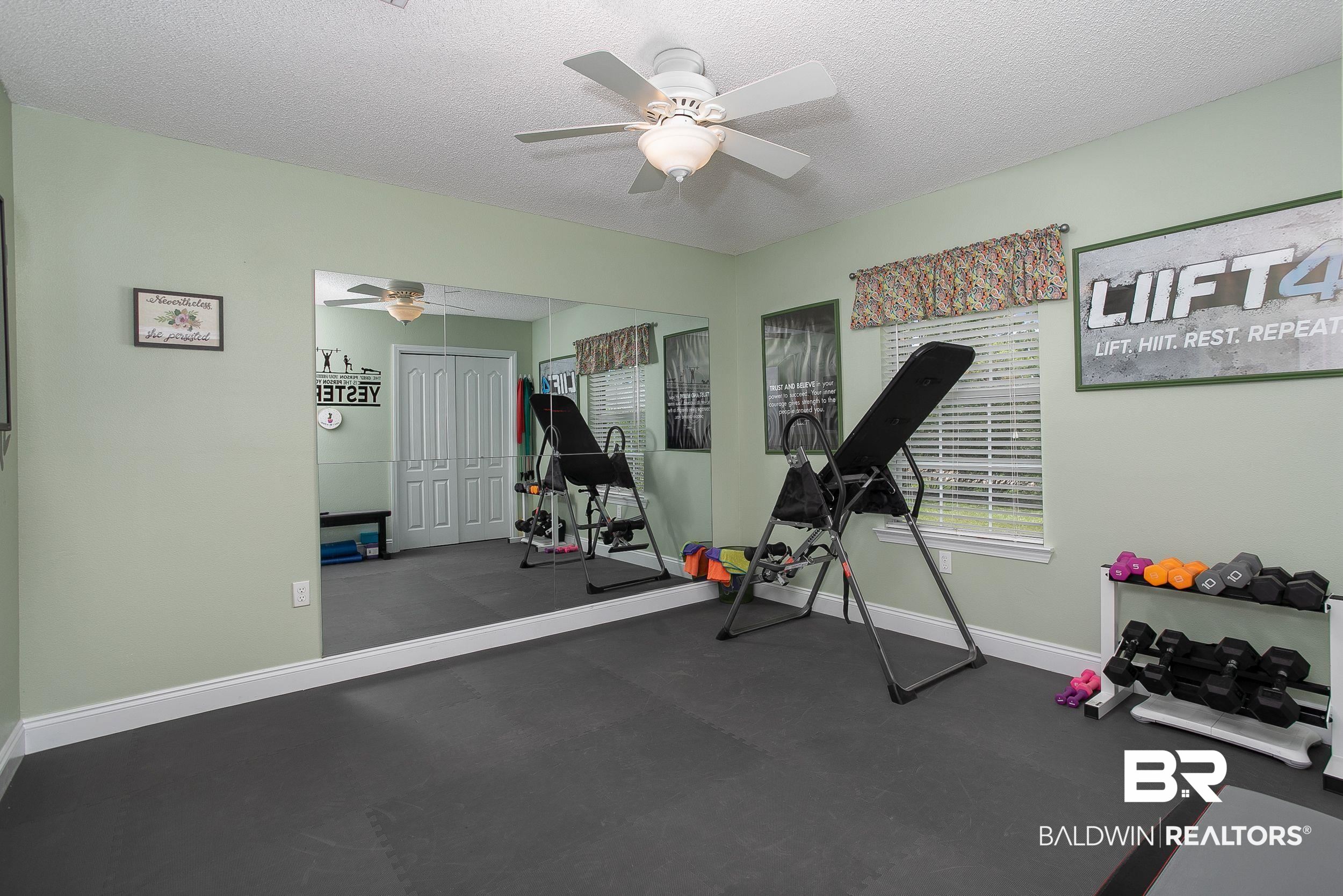 558 Leeds Court Foley, AL 36535 - Photo 35 of 48 Gallery Image 35