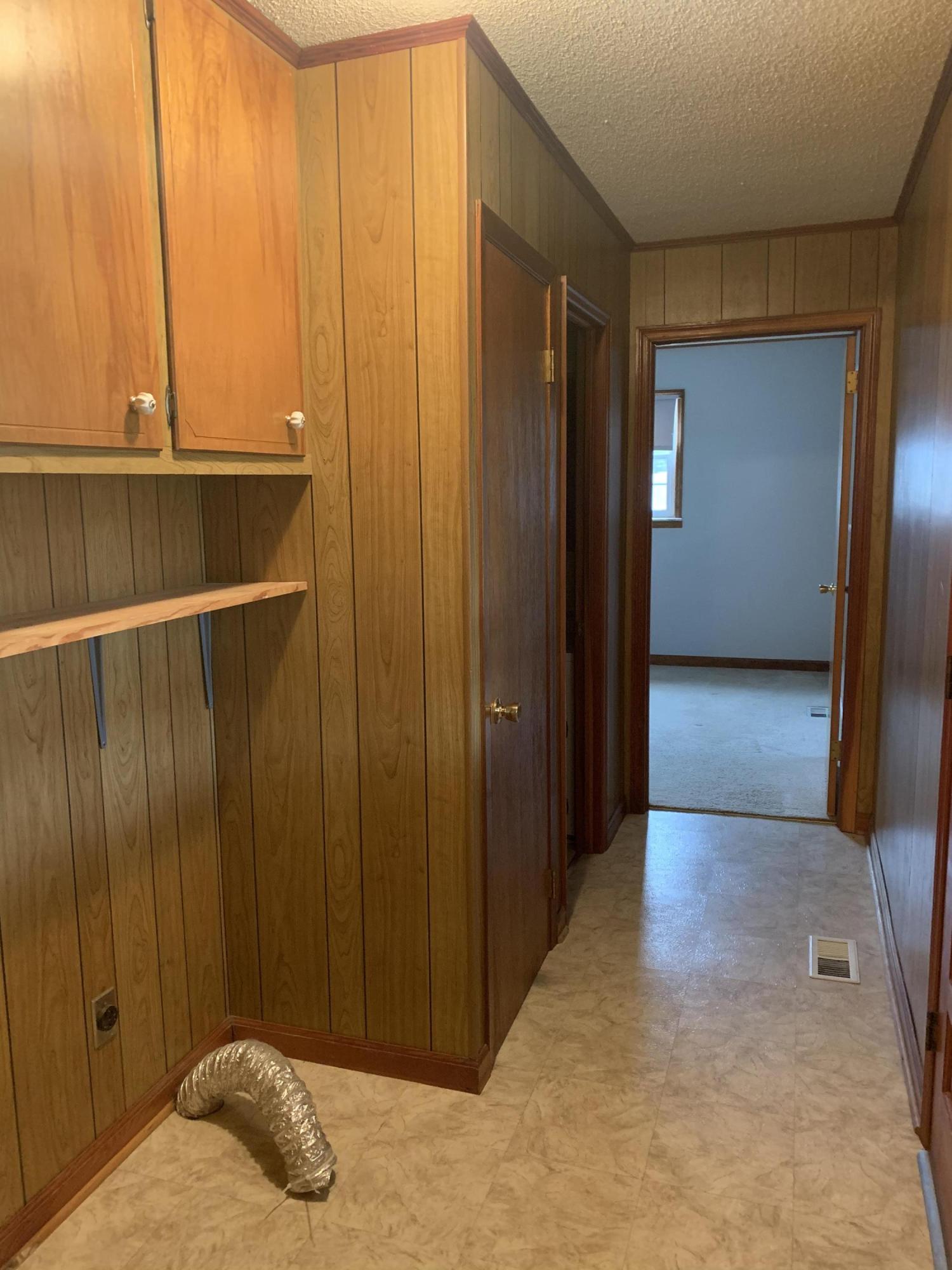 5145 Whitehouse Road Greeneville, TN 37745 - Photo 11 of 32 E137A14F-C308-4974-8D6B-2FB9716A3706