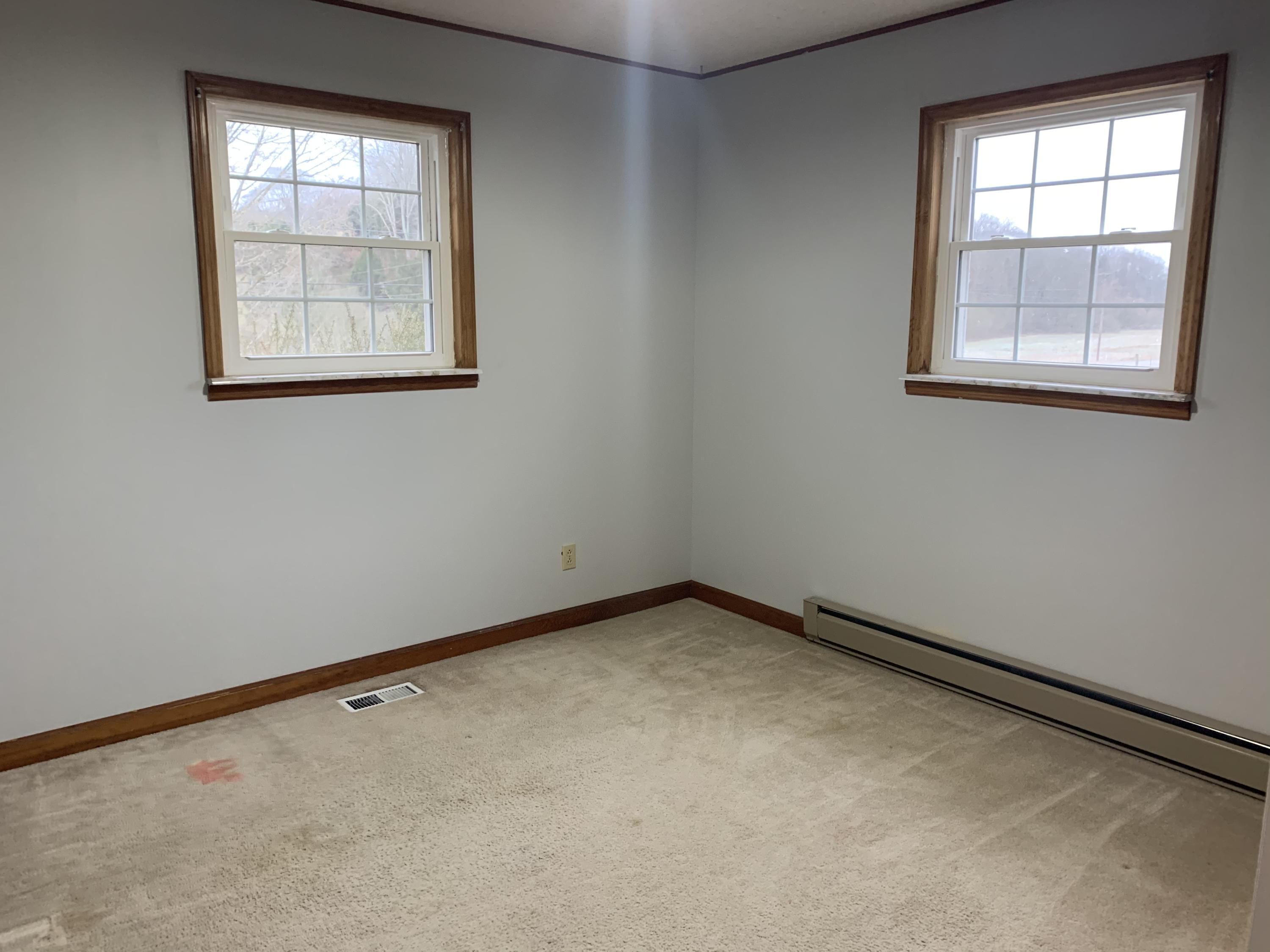 5145 Whitehouse Road Greeneville, TN 37745 - Photo 8 of 32 44D24502-311E-4A10-BA9B-78F2FD05BE59