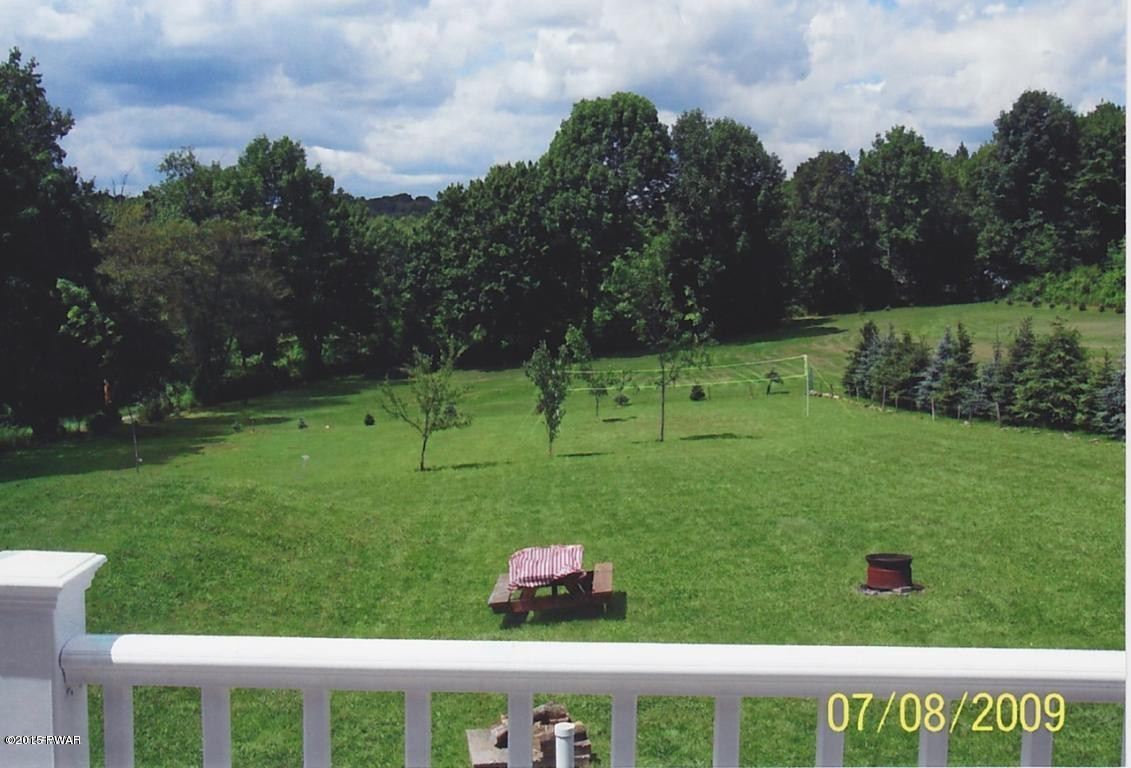 154 Spudeno Road Moscow, PA 18444 - Photo 9 of 42