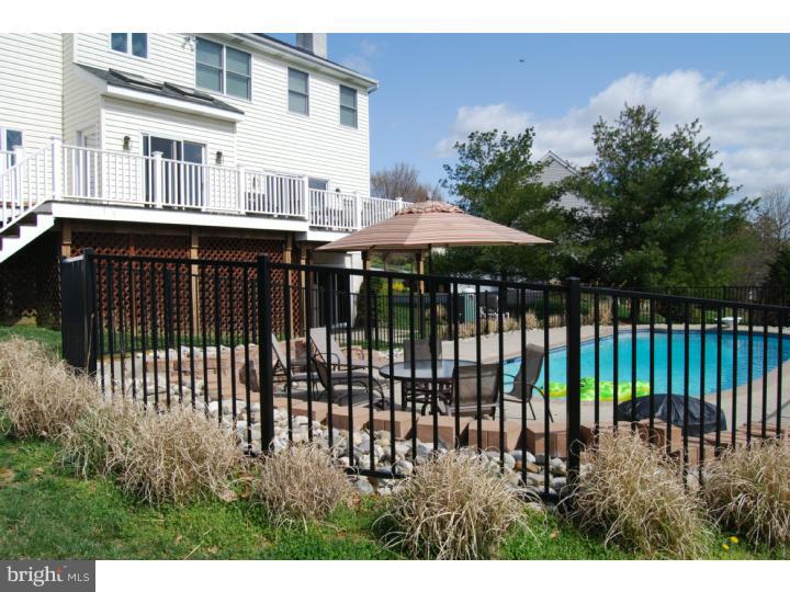 123 Longfields Way Downingtown, PA 19335 - Photo 21 of 25 Exterior Back