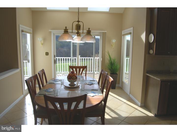 123 Longfields Way Downingtown, PA 19335 - Photo 7 of 25 Breakfast Room