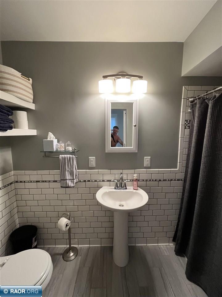 2121 5th Avenue East Hibbing, MN 55746 - Photo 12 of 19