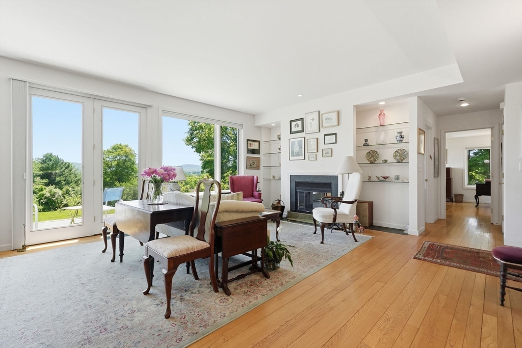481 Station Road Amherst, MA 01002 - Photo 8 of 42