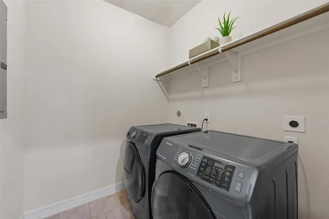 $345,000 | 26 West Oaks Drive, Houston, TX 77058