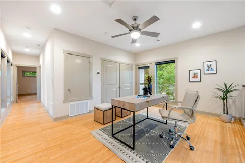 $949,000 | 2512 East 2nd Street, Austin, TX 78702