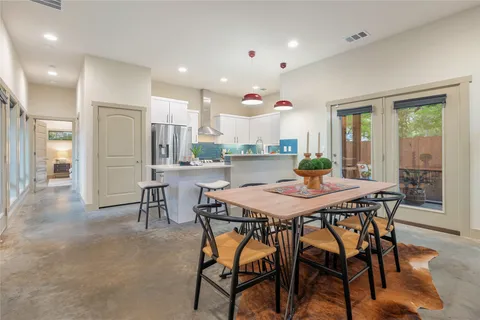 $949,000 | 2512 East 2nd Street, Austin, TX 78702
