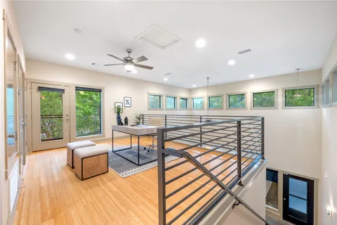 $949,000 | 2512 East 2nd Street, Austin, TX 78702