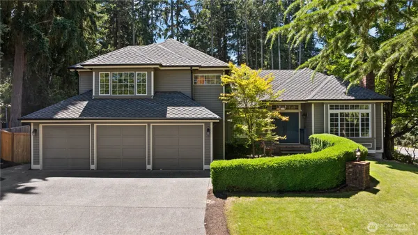 $703,000 | 9012 161st St Court East, Puyallup, WA 98375