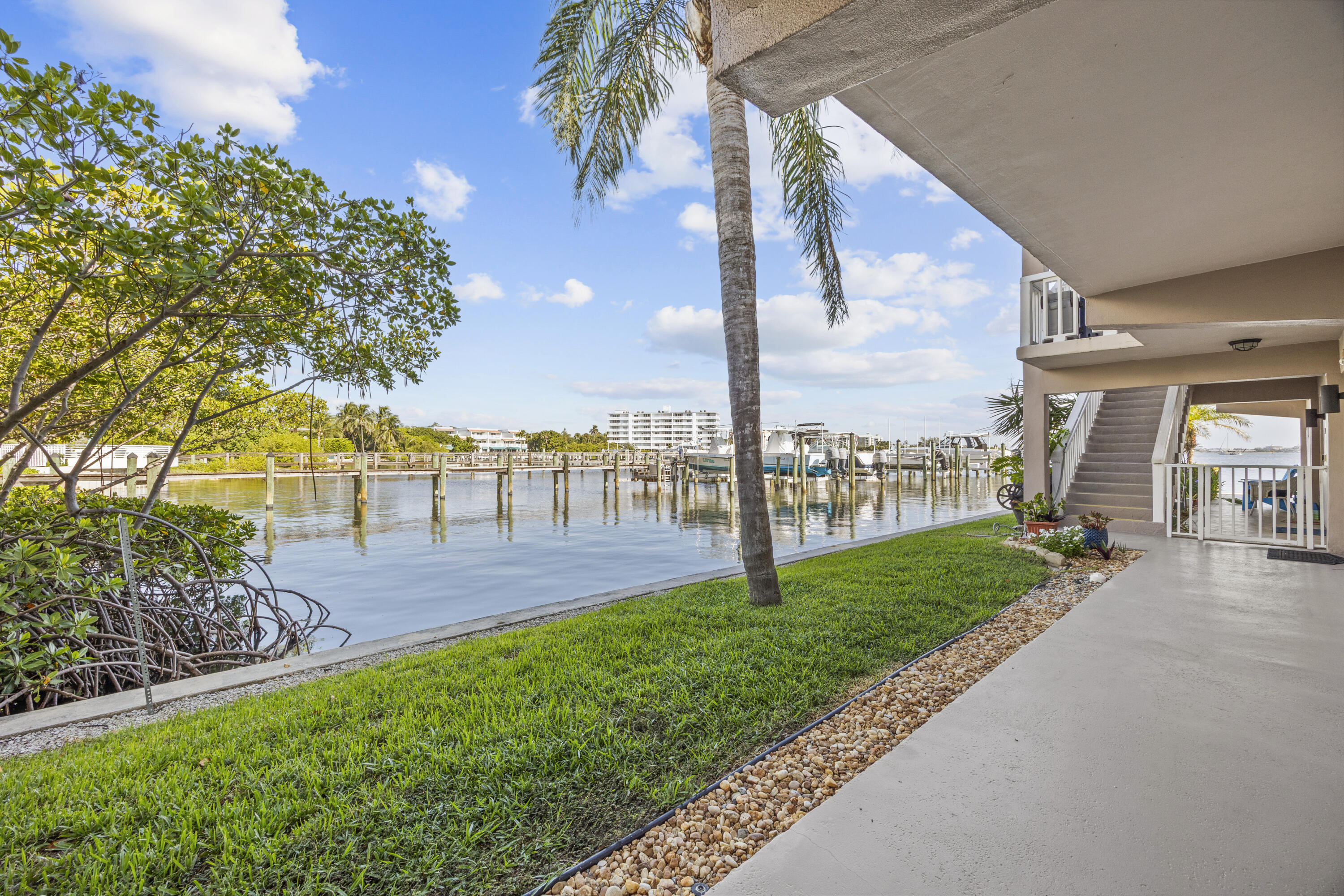 311 East Ocean Avenue, Unit 108 Lantana, FL 33462 - Photo 1 of 21 366A3275-96