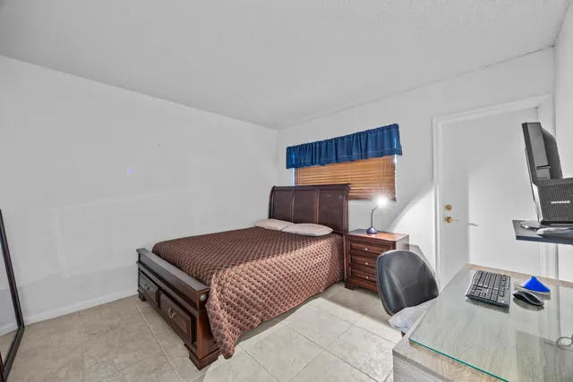 $2,750 | 311 East Ocean Avenue, Unit 108, Lantana, FL 33462