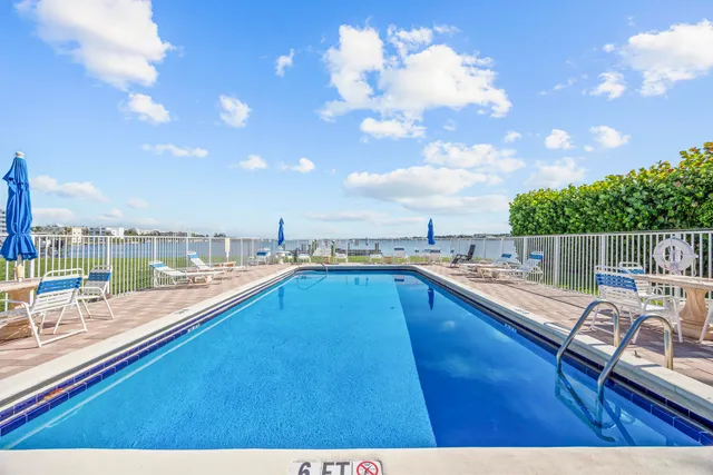 $2,750 | 311 East Ocean Avenue, Unit 108, Lantana, FL 33462